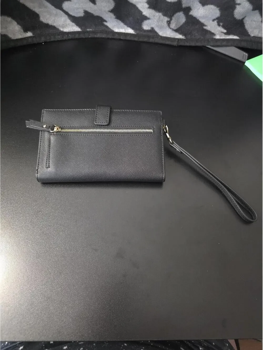 Anne Klein loved used